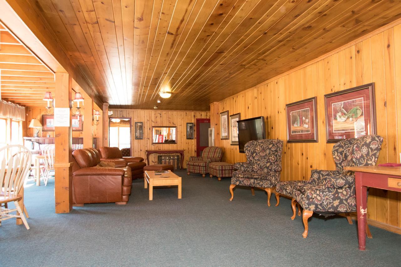 The Lodge At レッドリバー エクステリア 写真